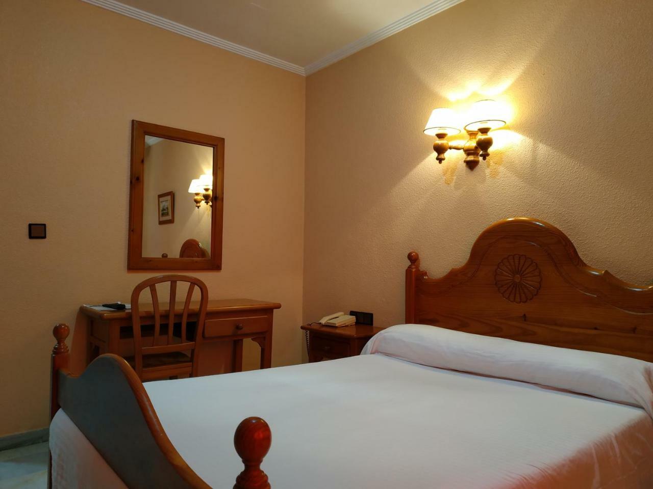 Hotel Restaurante La Rabida Palos de la Frontera Ngoại thất bức ảnh